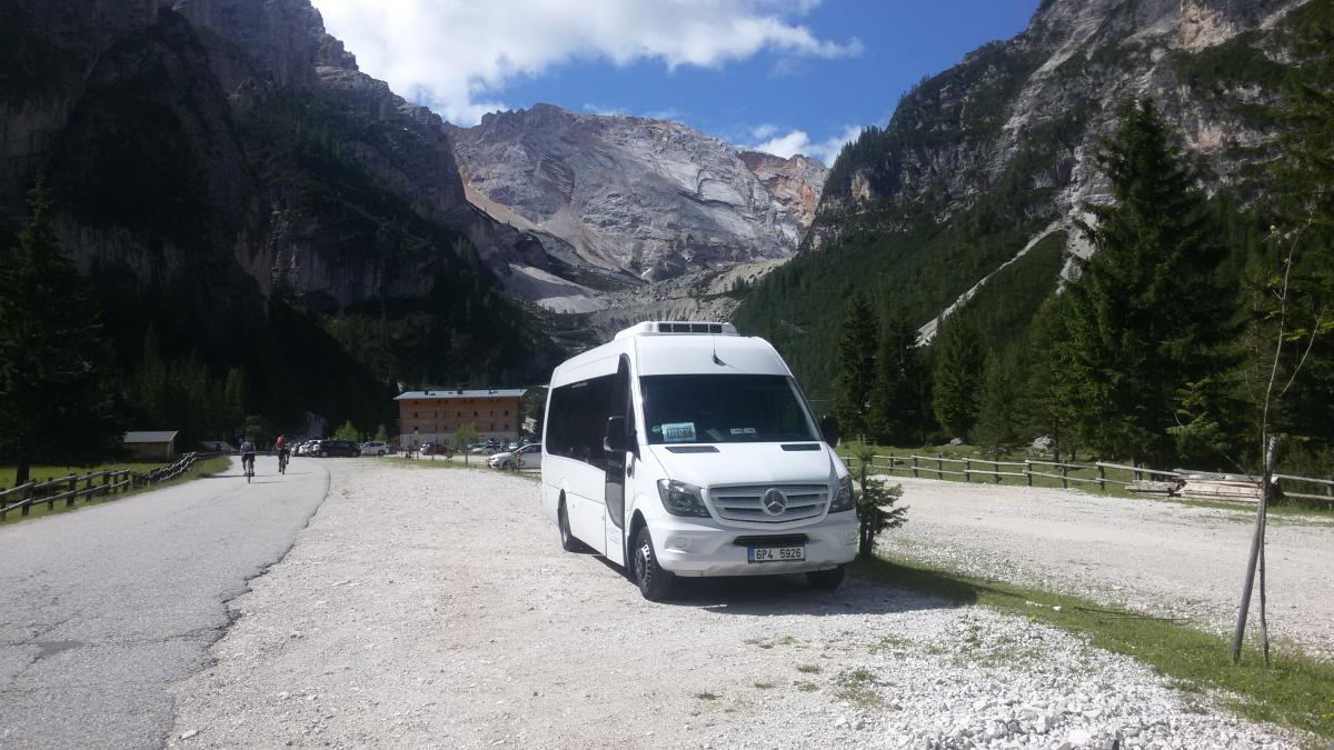 Ze zahraničních cest